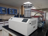 راه‌اندازی دستگاه خشک کن انجمادی(freeze dryer) در دانشکده علوم و فناوری های نوین پزشکی
